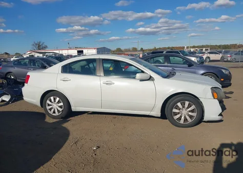 2011 Mitsubishi Galant Es/Se z USA, uszkodzony, nr VIN 4A32B3FF6BE013659